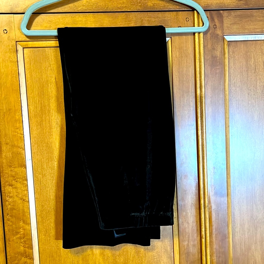 Chico’s velvet black pull on pants . Size O   NWOT